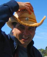 Larry Alvarez