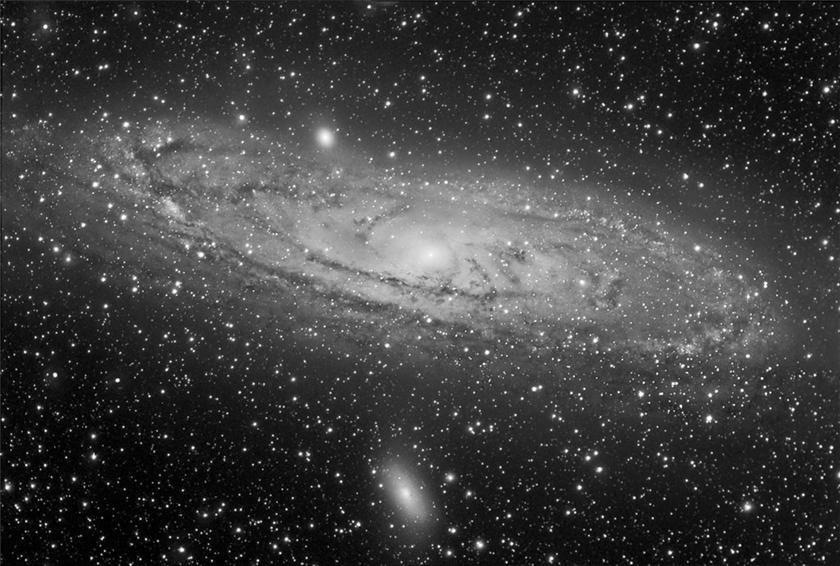 M31 B/W