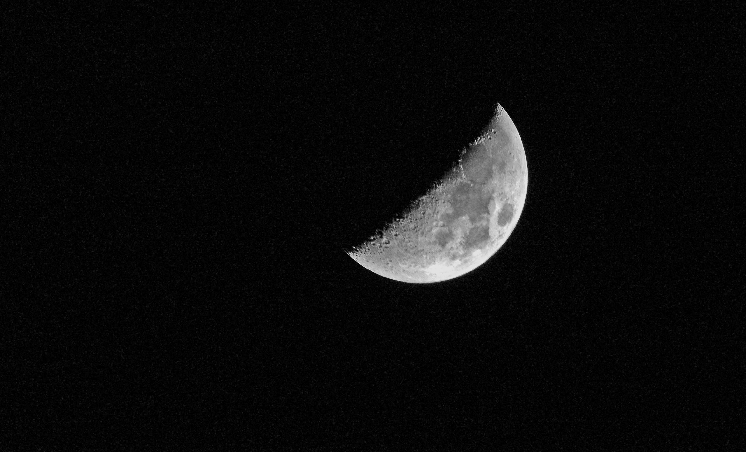 half moon
