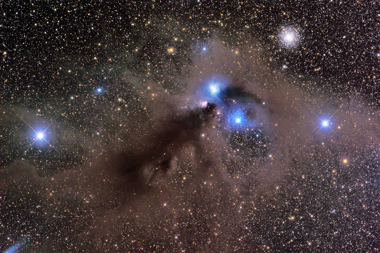 NGC 6726 and galactic dustcloud/Corona Australis
