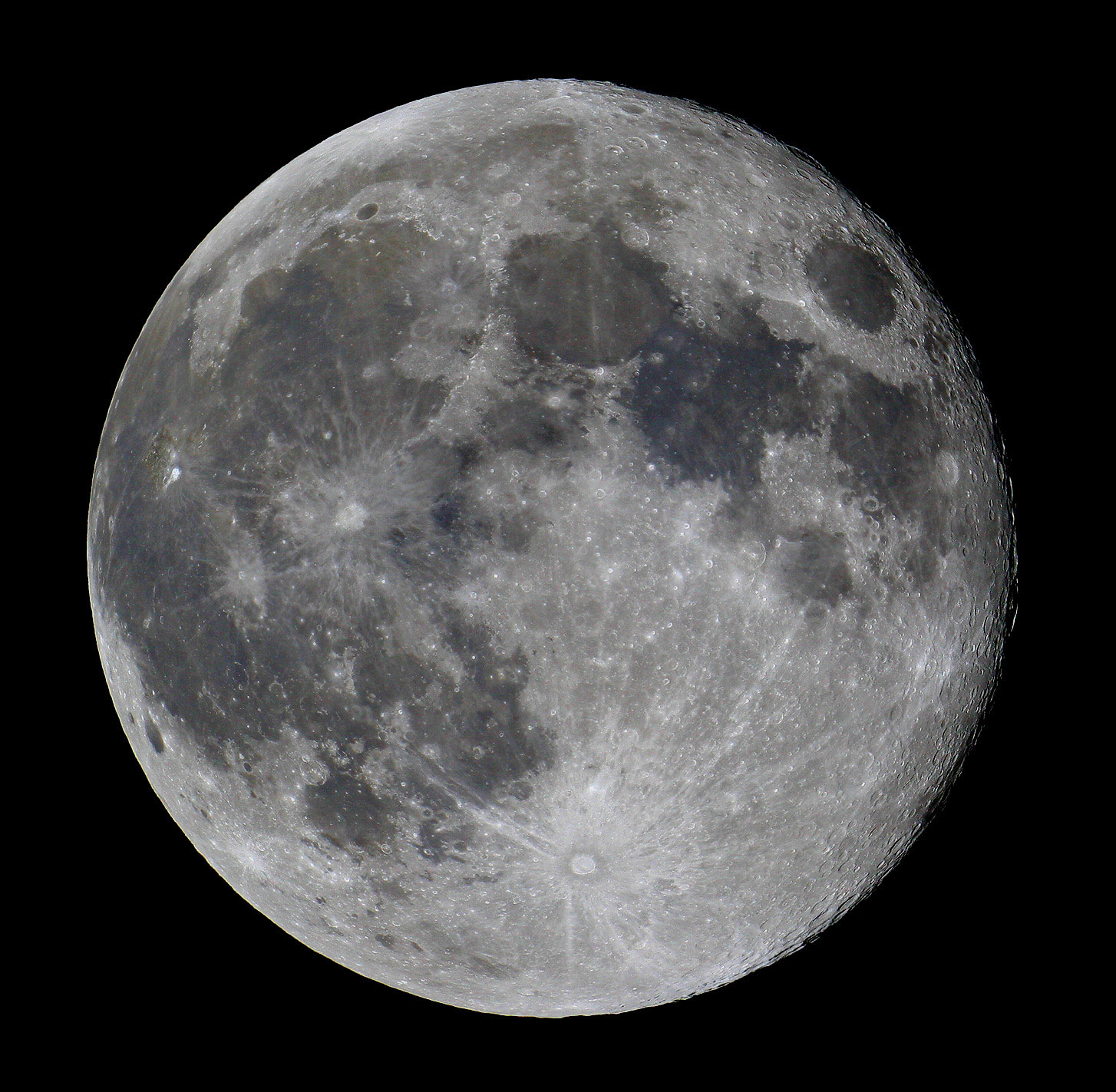 full color moon
