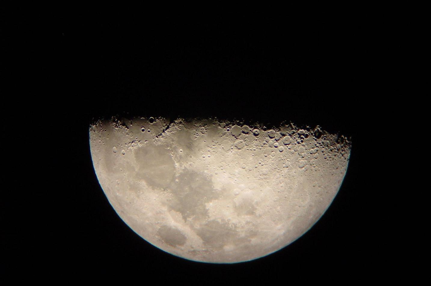 Half Moon