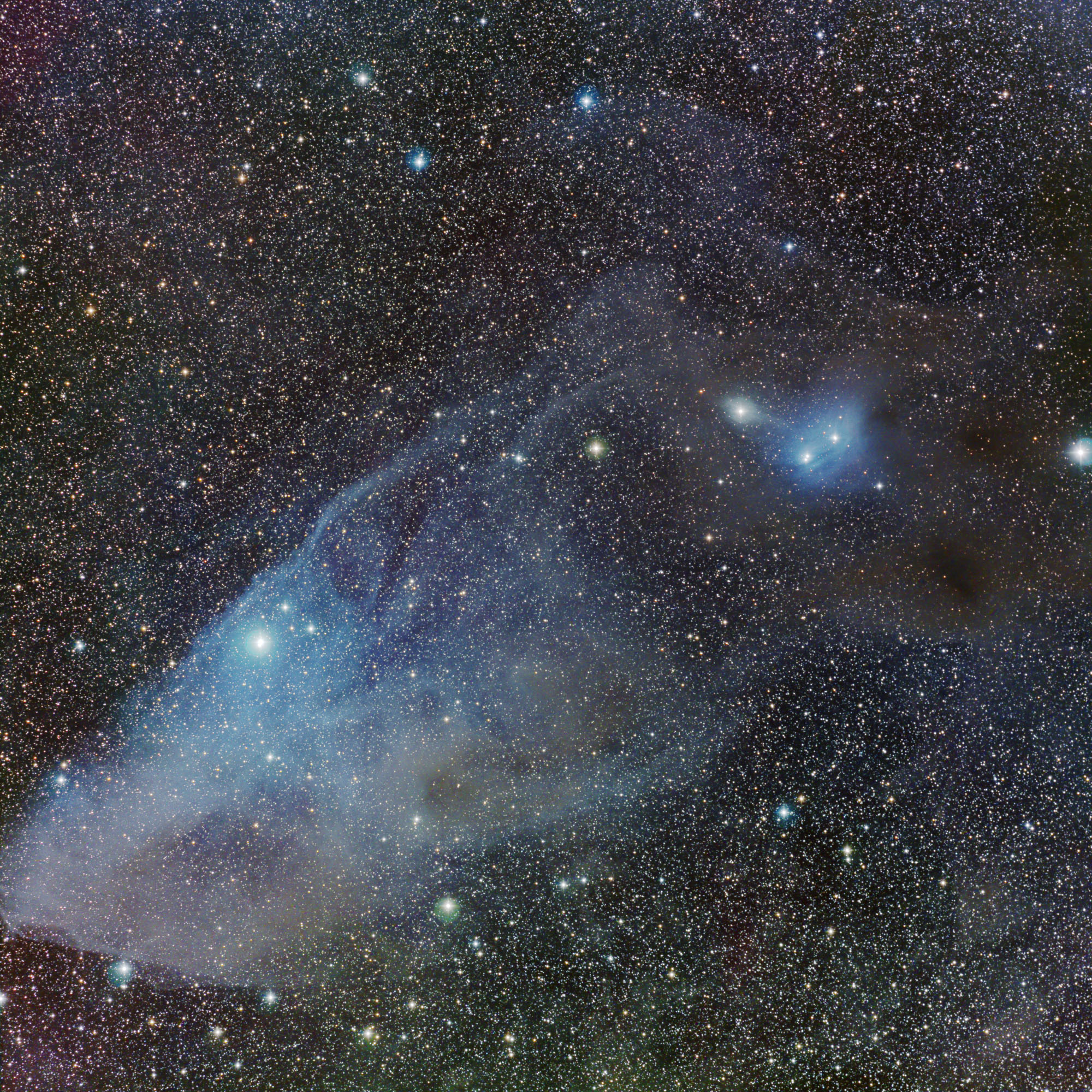 IC4592