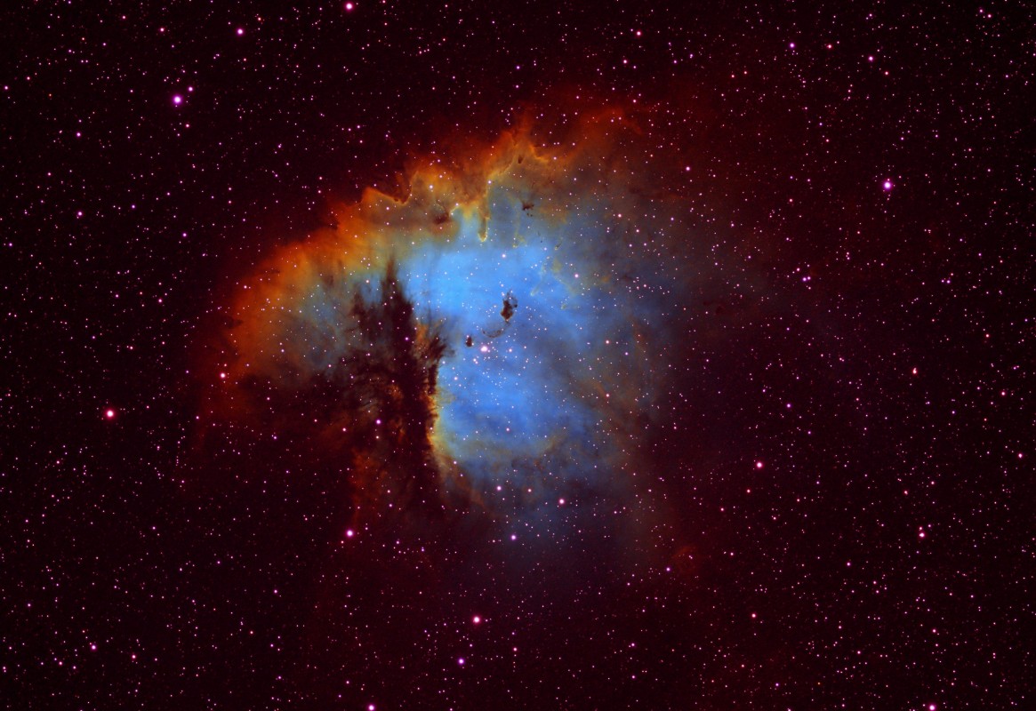 NGC281