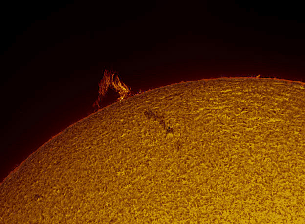 Solar Prominence 10-14-06