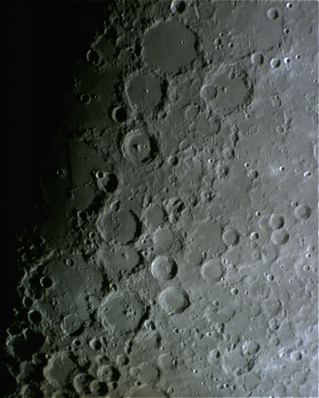 Moon W/FLT110 F6.5