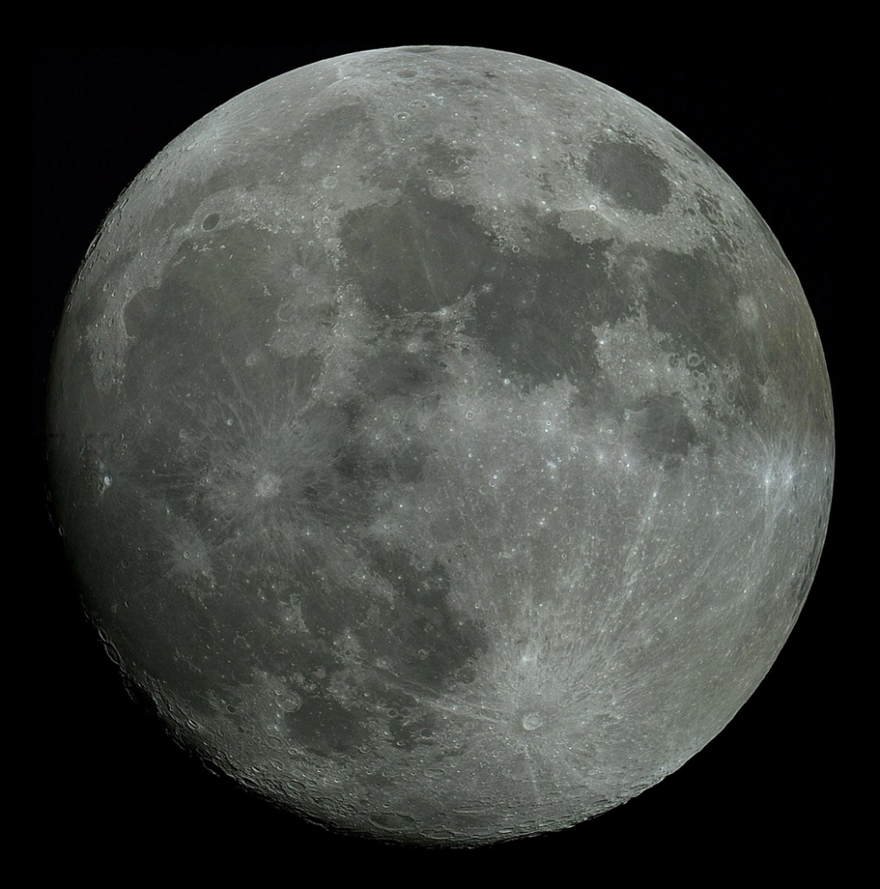 High Res nearly full Moon