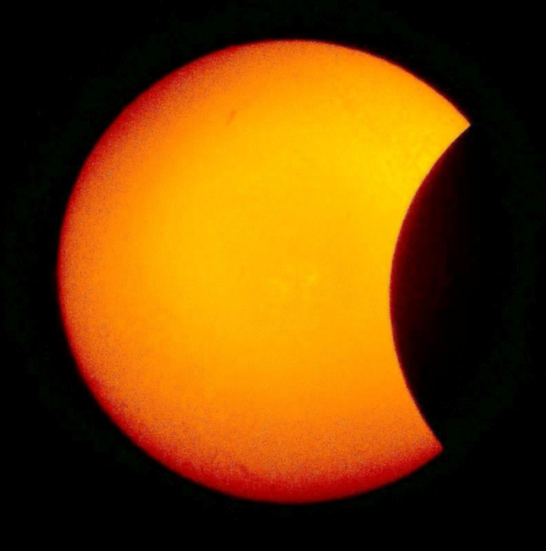 Solar Eclipse 4/8/05