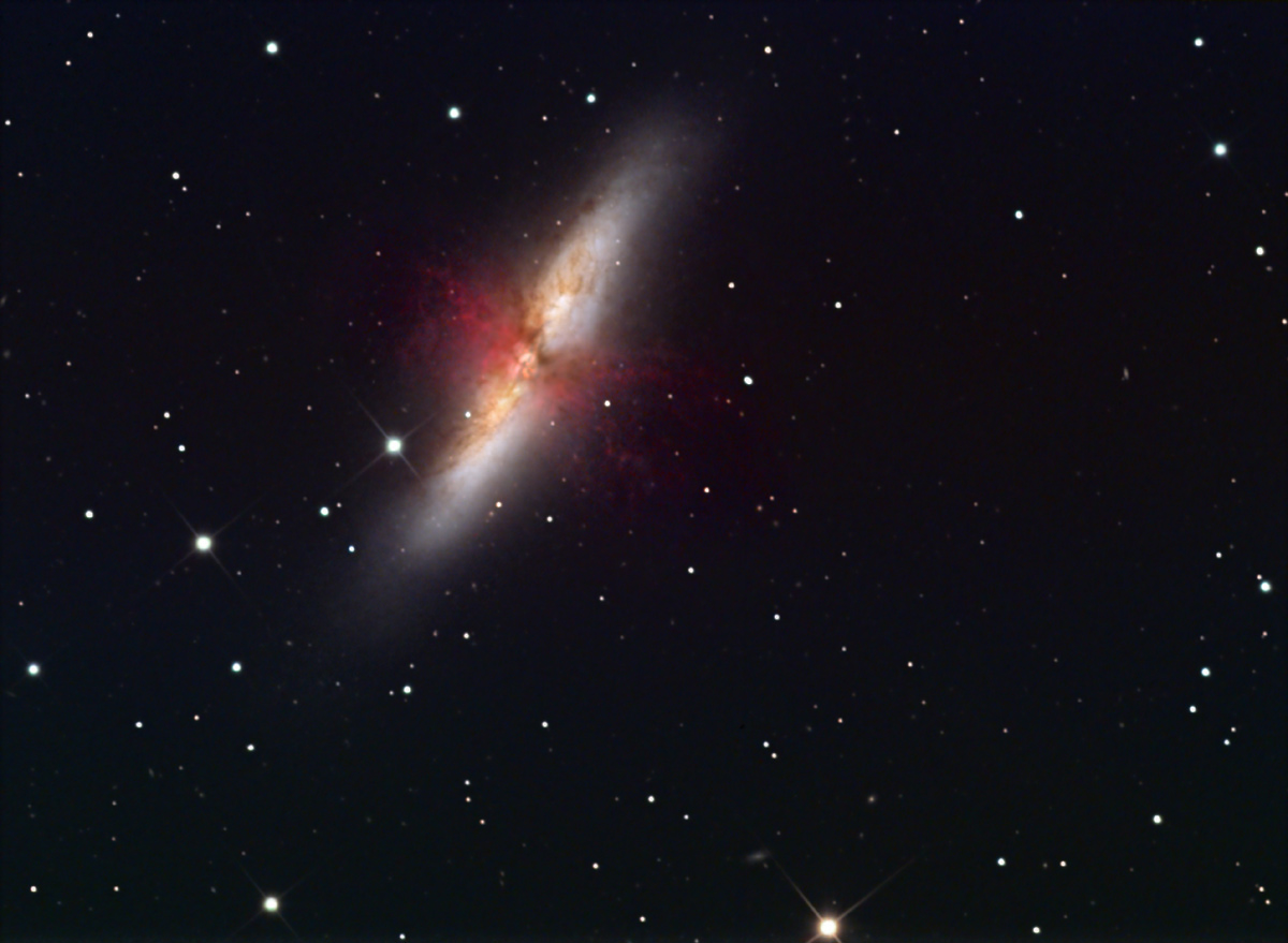 M82