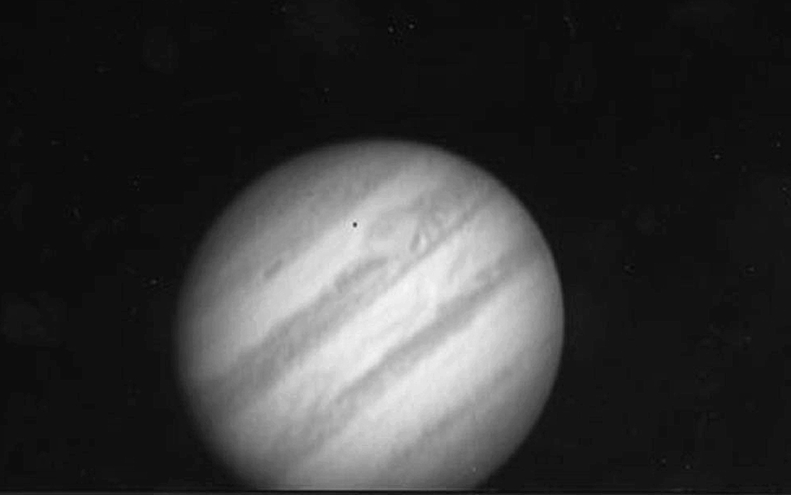 jupiter moon shadow