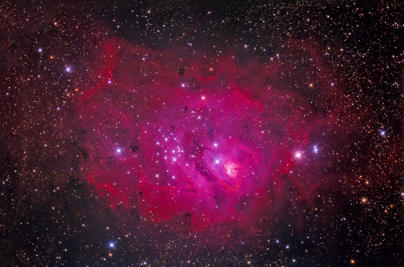 M-8 THE LAGOON NEBULA