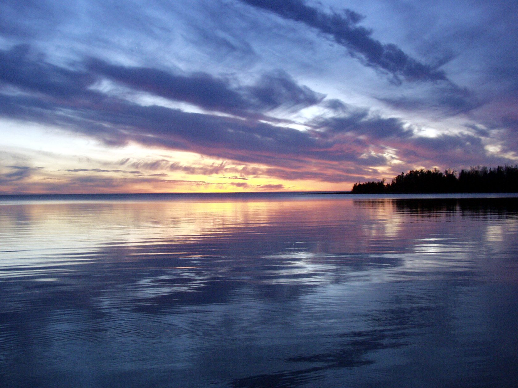 Leeward Lake Mich bay