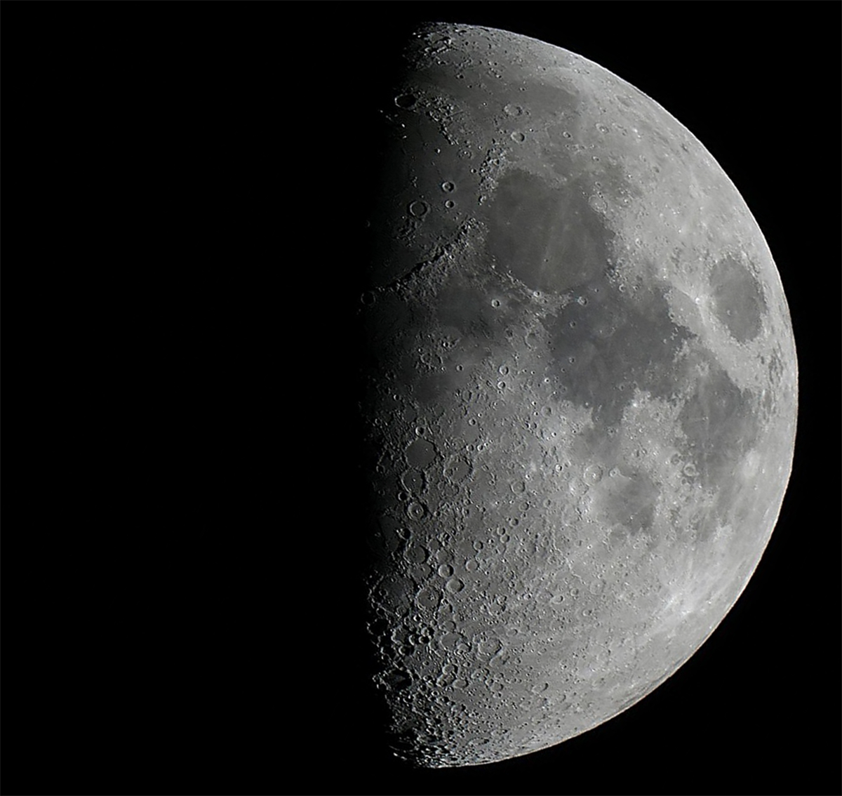 Waxing gibbous