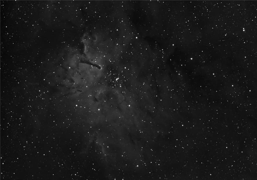 NGC 6820  NGC6823
