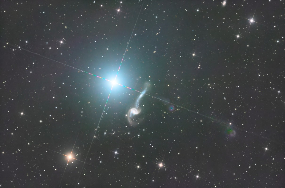 Galaxy dance, NGC 7715
