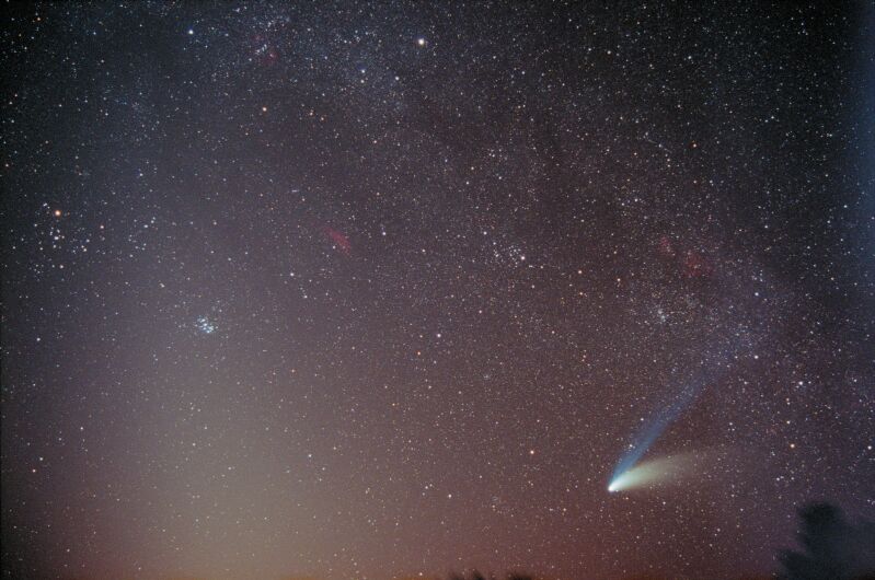 Hale-Bopp and Zodiacal Light