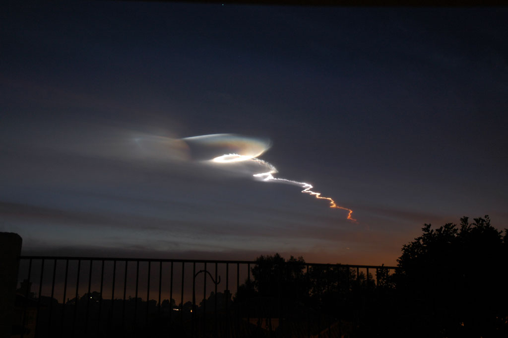 Minotaur rocket trail