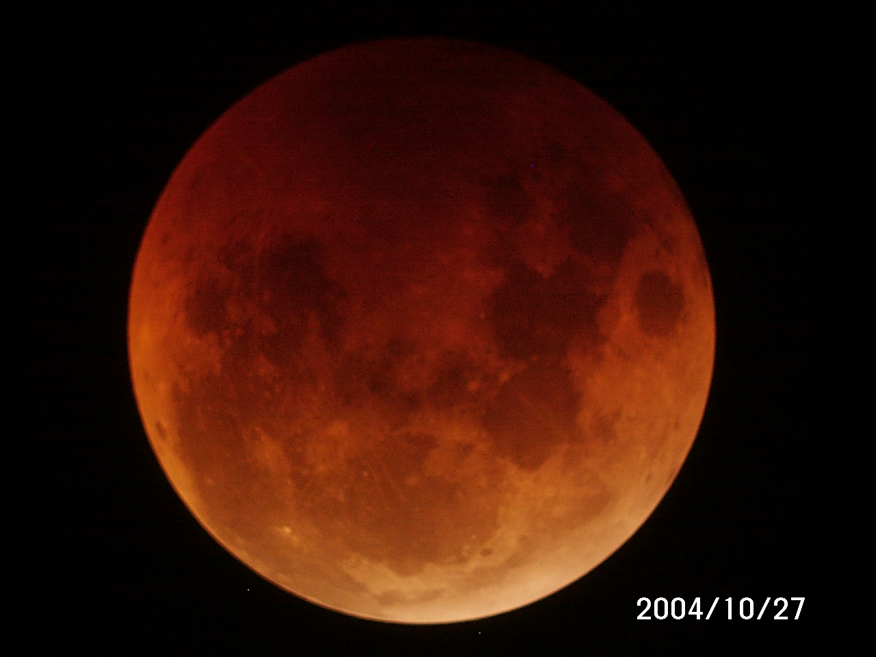 Lunar Eclipse 27 Oct 2004