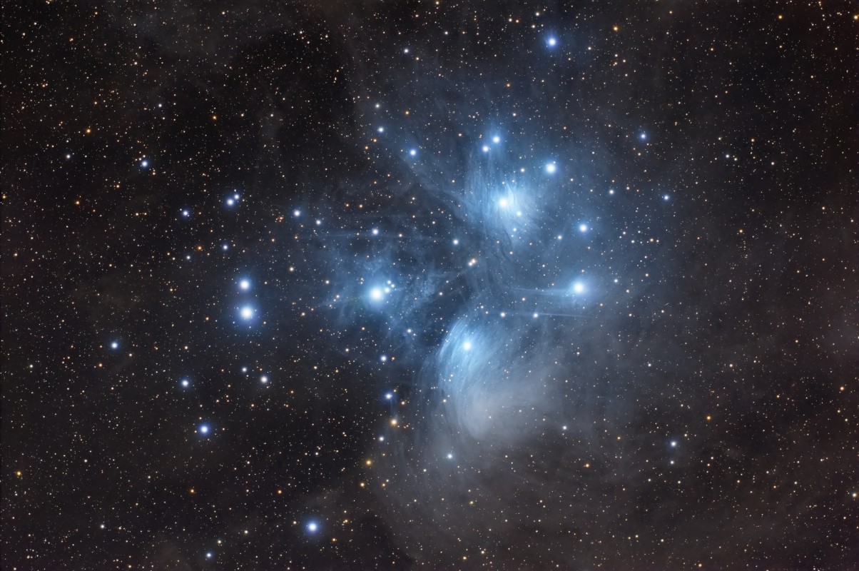 Pleiades M45