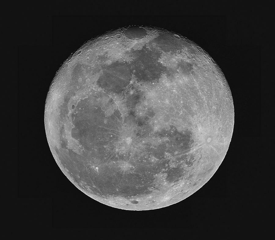 Waning 17 Day Moon