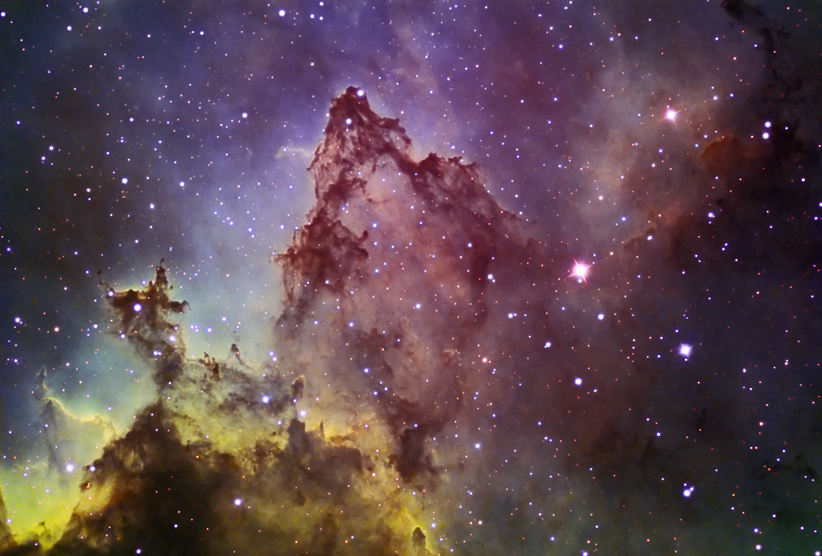 Everest of Dark Nebulea
