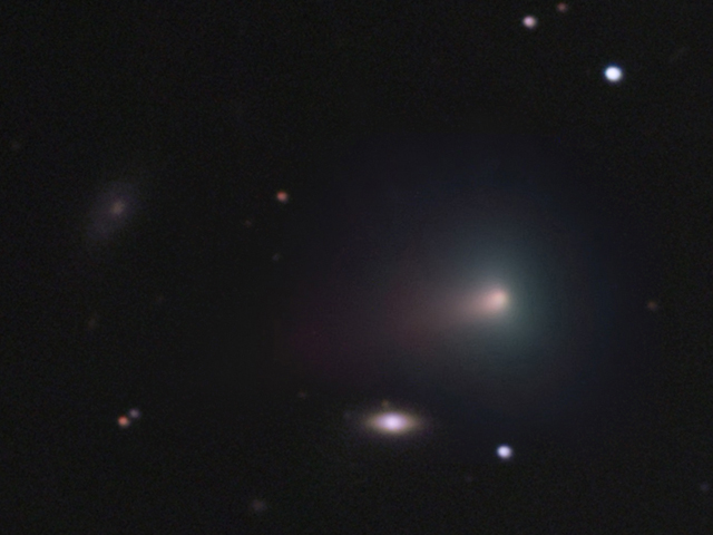 Comet C/2006 VZ13 (LINEAR) / NGC 5820